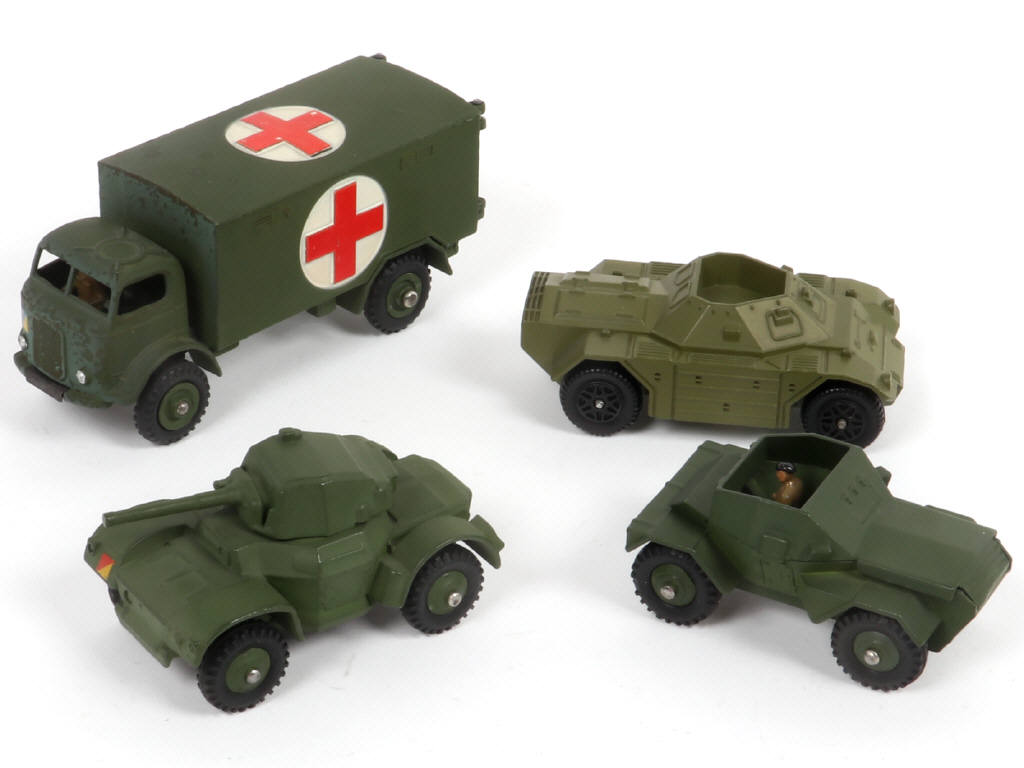Lot 281 - DINKY TOYS (GB) (4)