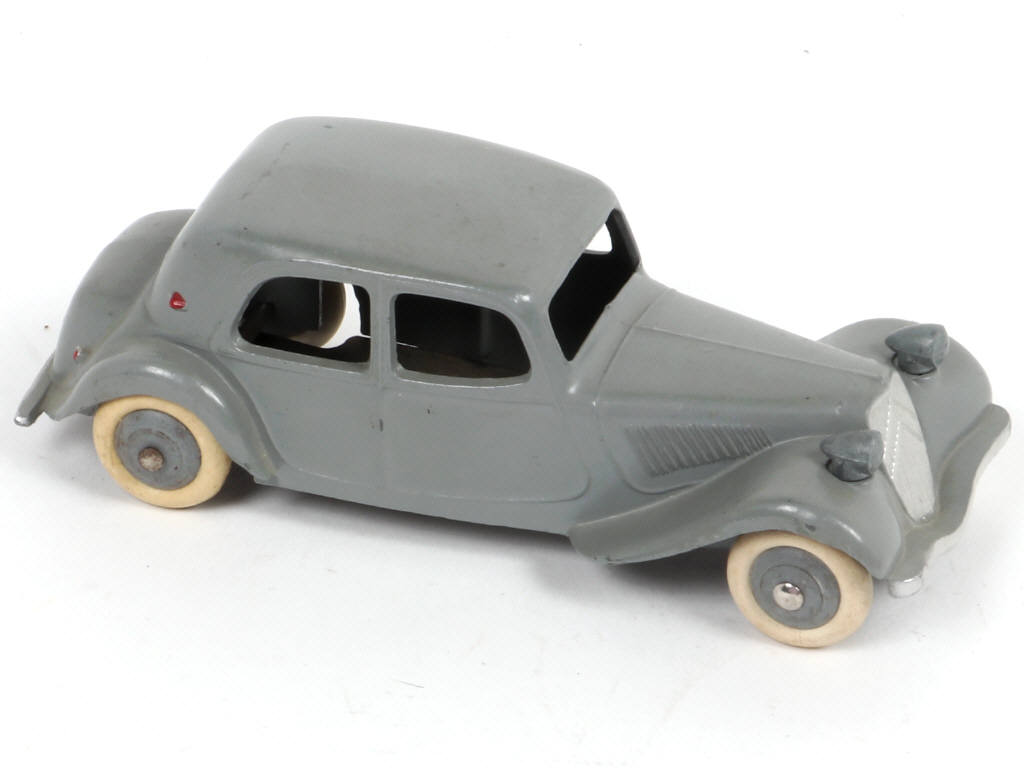 Lot 294 - DINKY TOYS (FRANCE) (1)
