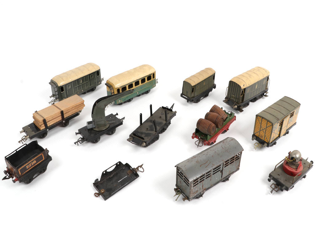 Lot 54 - DIVERS 'Ecartement O' (13)