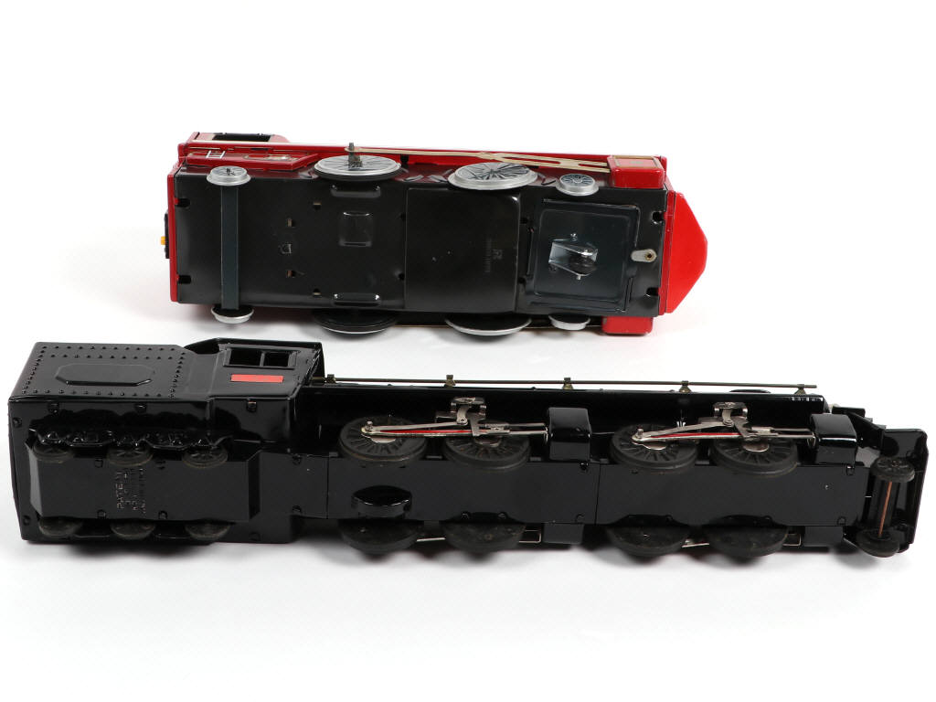 Lot 59 - BANDAÏ (JAPON) (2)