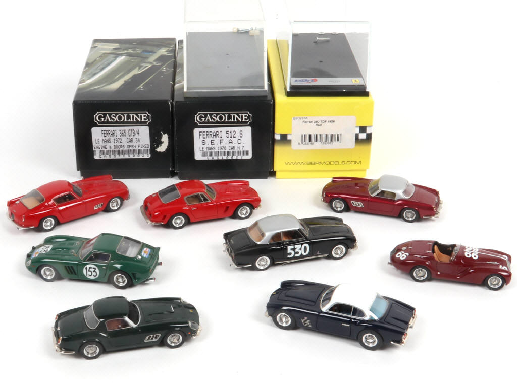 Lot 61 - DIVERS (11)