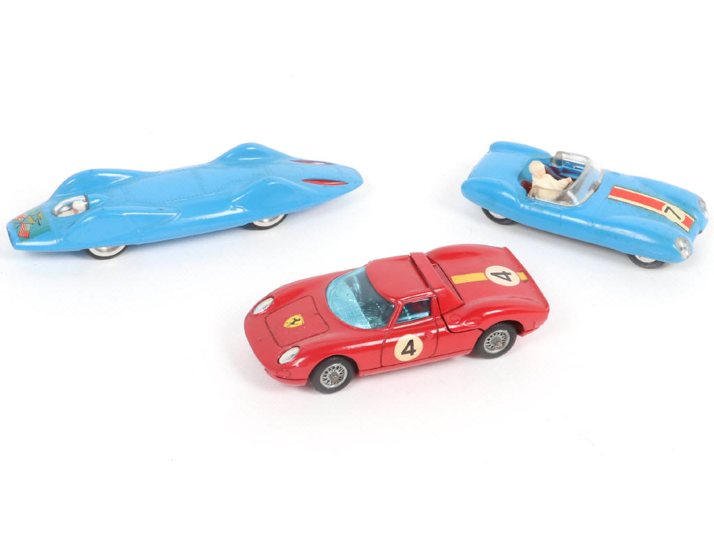 Lot 175 - CORGI TOYS (GB) (3)