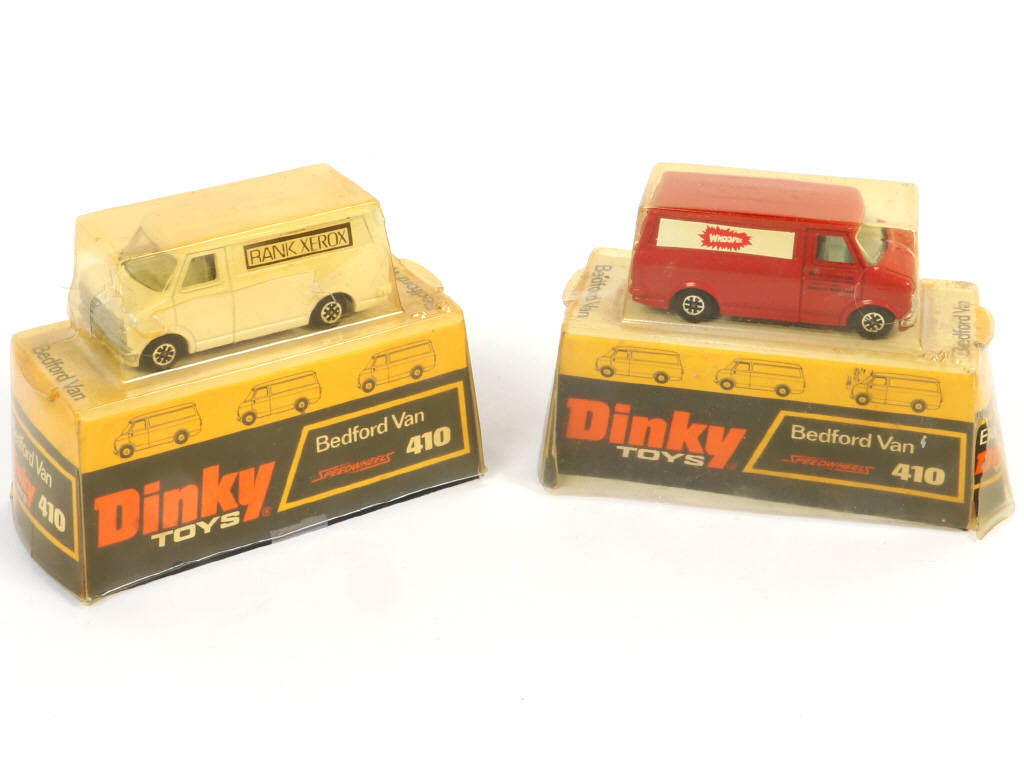 Lot 340 - DINKY TOYS (GB) (2)