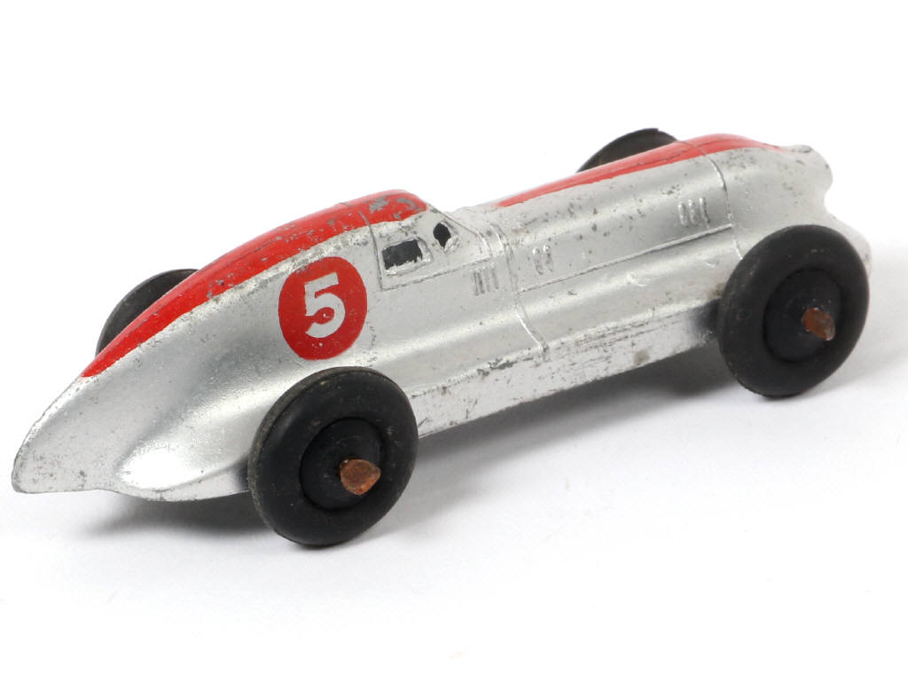 Lot 285 - DINKY TOYS (GB) (1)