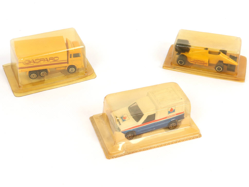 Lot 273 - MAJORETTE (FRANCE) (3)