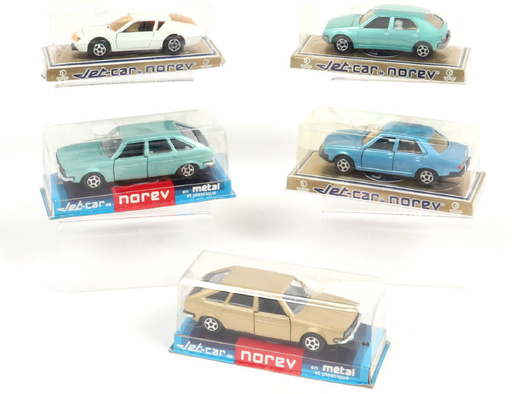 Lot 230 - NOREV - JET CAR (FRANCE) (5)