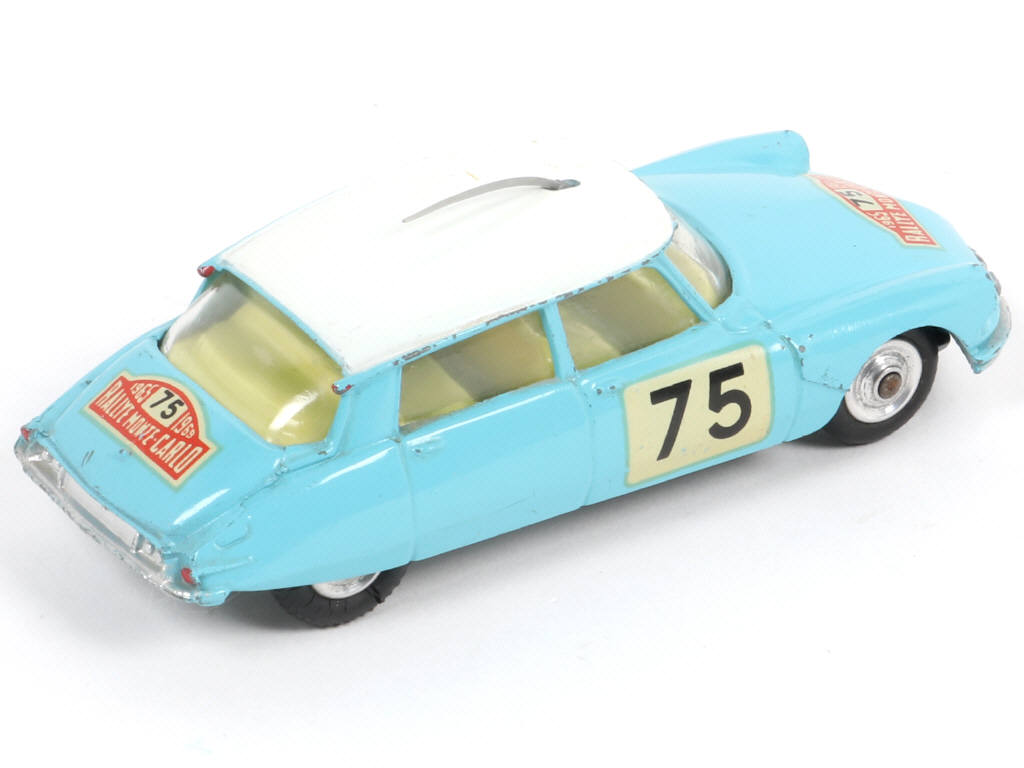 Lot 179 - CORGI TOYS (GB) (1)