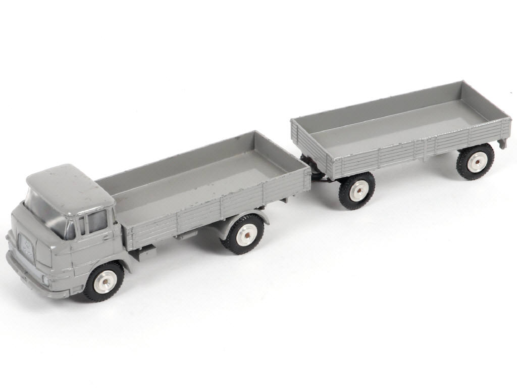 Lot 124 - MÄRKLIN (ALLEMAGNE) (1)