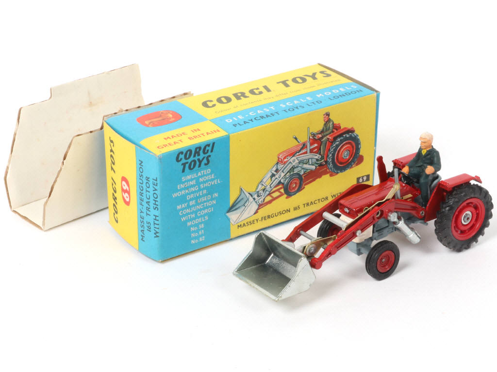 Lot 166 - CORGI TOYS (GB) (1)