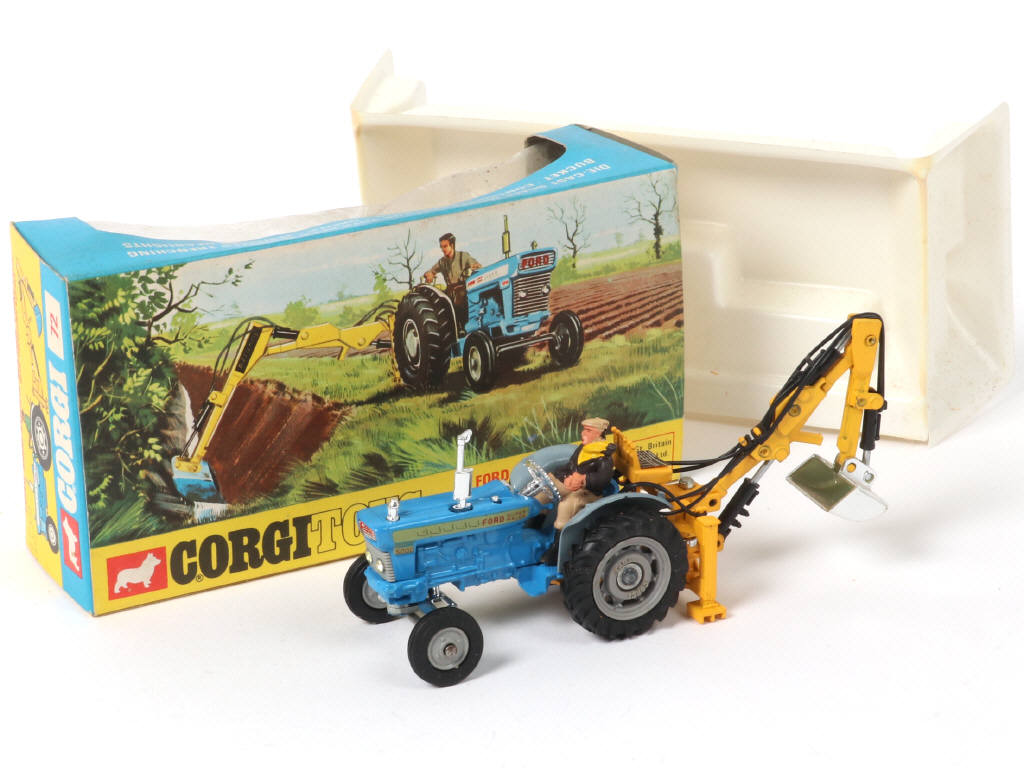 Lot 167 - CORGI TOYS (GB) (1)