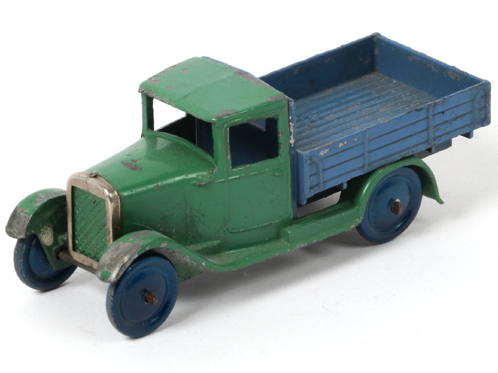 Lot 361 - DINKY TOYS (GB) (1)