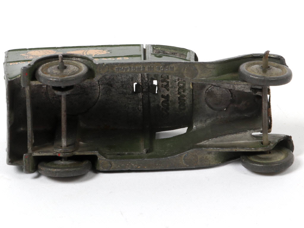 Lot 363 - DINKY TOYS (GB) (1)