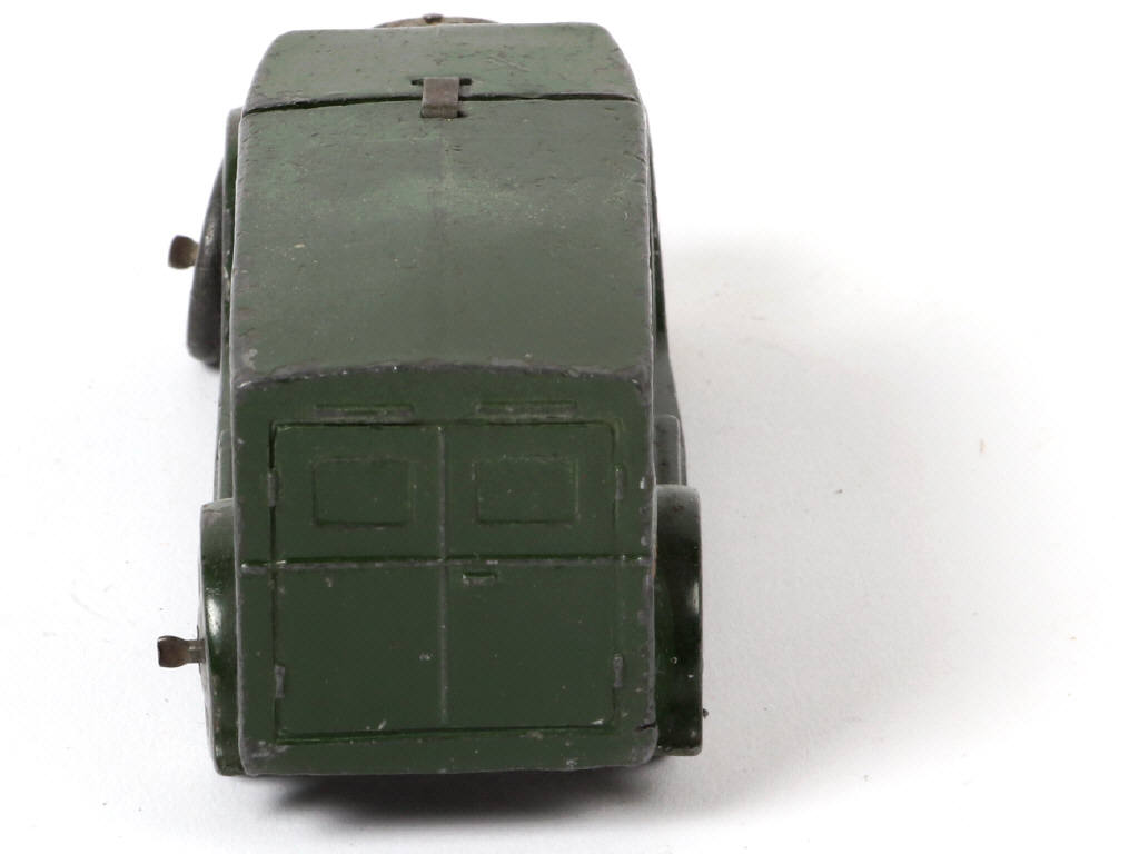 Lot 363 - DINKY TOYS (GB) (1)