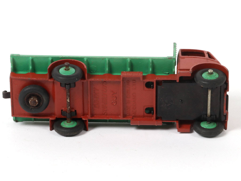 Lot 384 - DINKY TOYS (GB) (1)