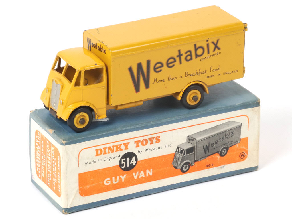 Lot 385 - DINKY TOYS (GB) (1)