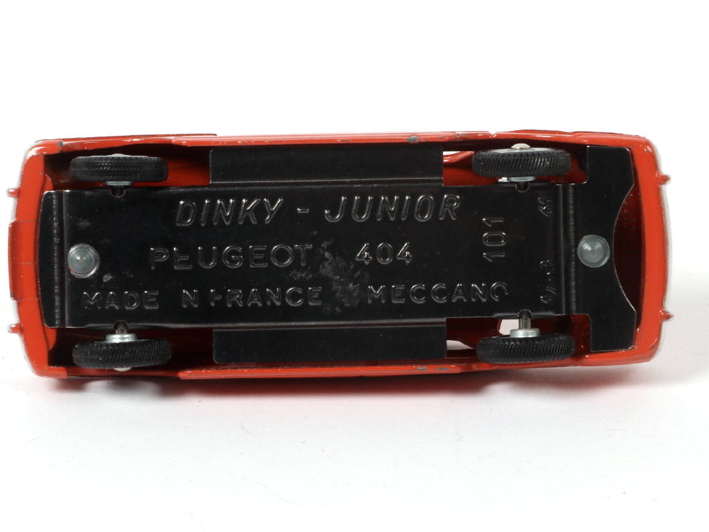 Lot 205 - DINKY TOYS (FRANCE) Série JUNIOR (1)