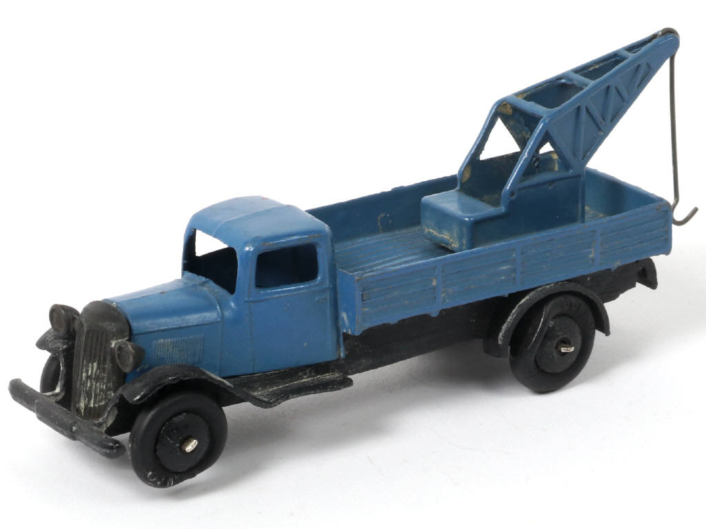 Lot 291 - DINKY TOYS (FRANCE) (1)