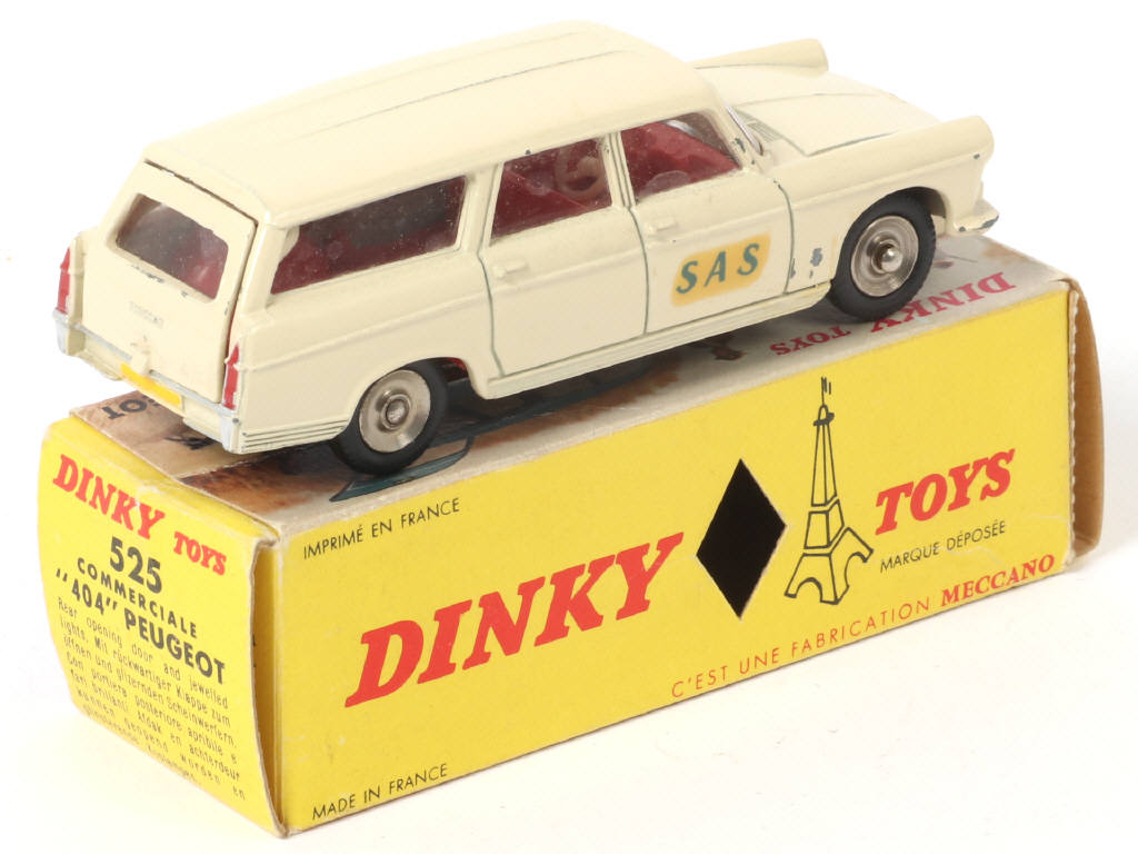 Lot 277 - DINKY TOYS (FRANCE) (1)