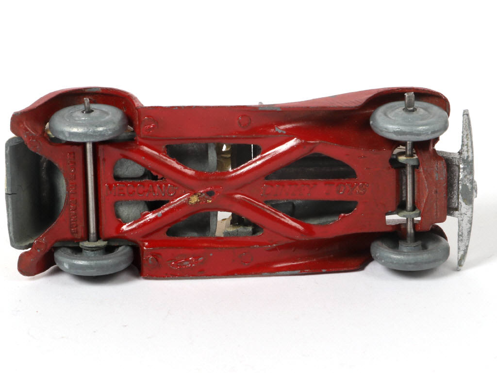 Lot 220 - DINKY TOYS (FRANCE) (1)