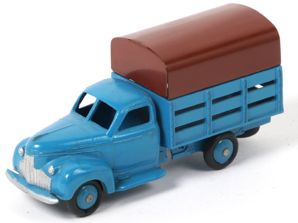 Lot 310 - DINKY TOYS (FRANCE) (1)