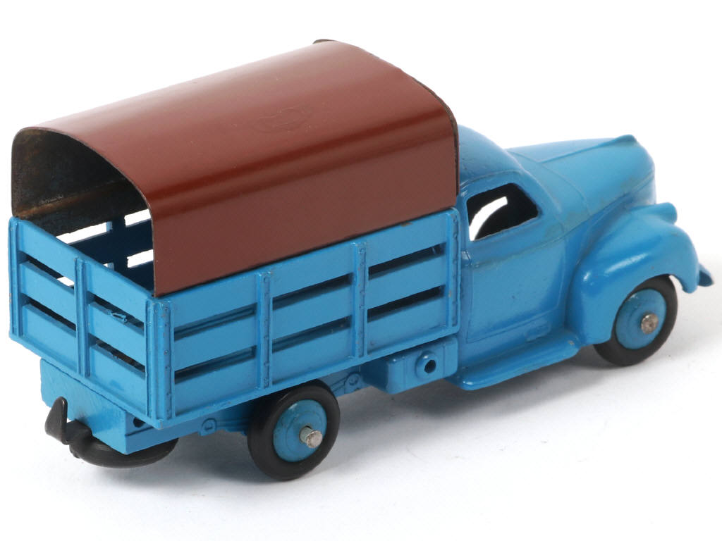 Lot 310 - DINKY TOYS (FRANCE) (1)