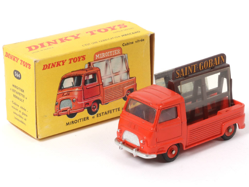 Lot 328 - DINKY TOYS (FRANCE) (1)