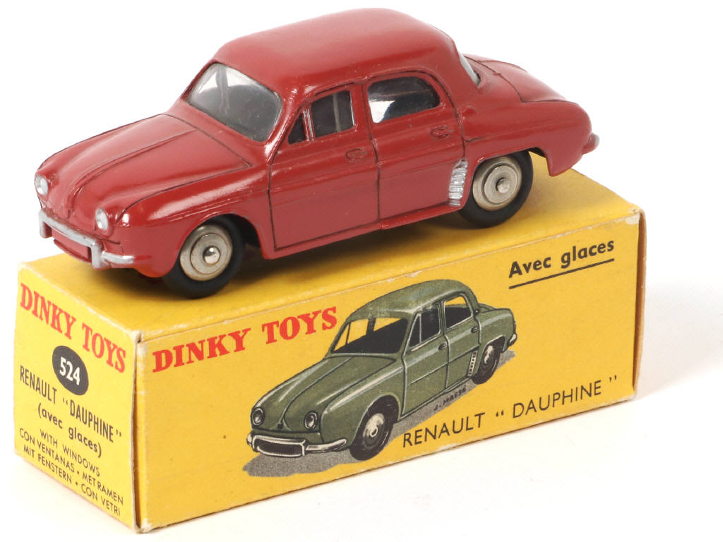 Lot 257 - DINKY TOYS (FRANCE) (1)