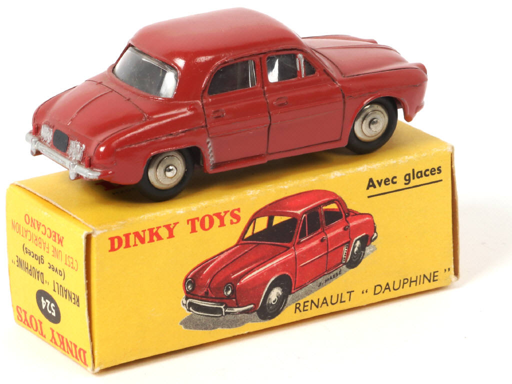Lot 257 - DINKY TOYS (FRANCE) (1)