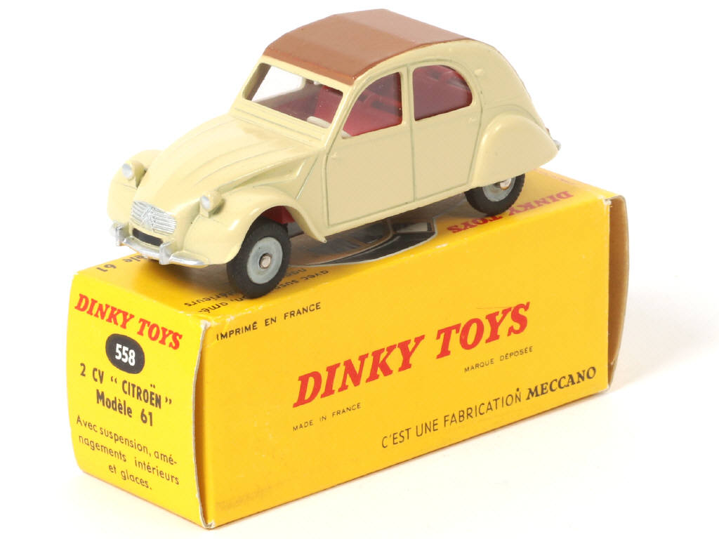 Lot 268 - DINKY TOYS (FRANCE) (1)