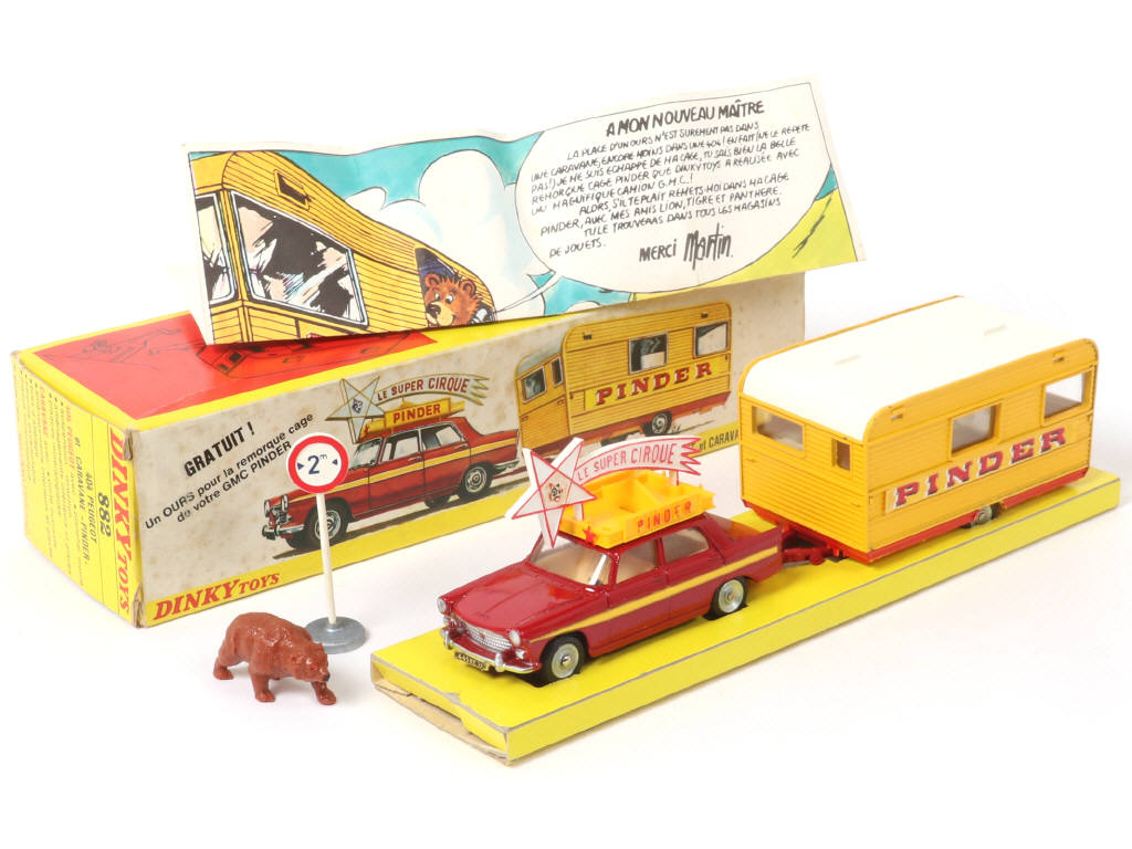 Lot 287 - DINKY TOYS (FRANCE) (1)