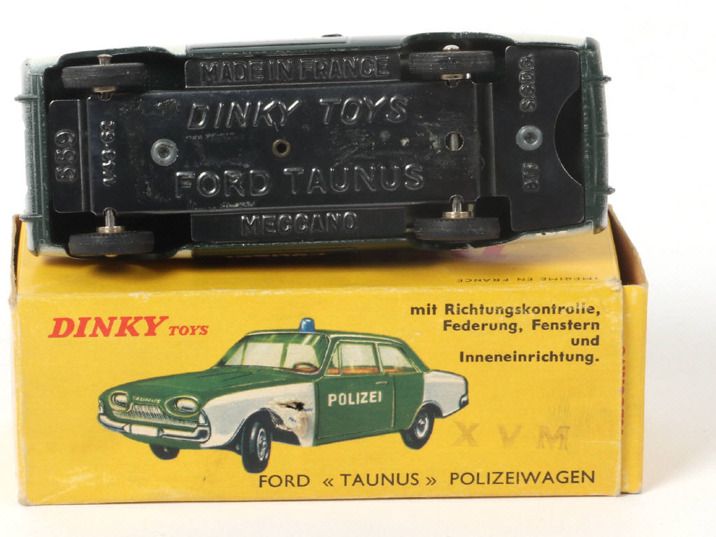 Lot 275 - DINKY TOYS (FRANCE) (1)