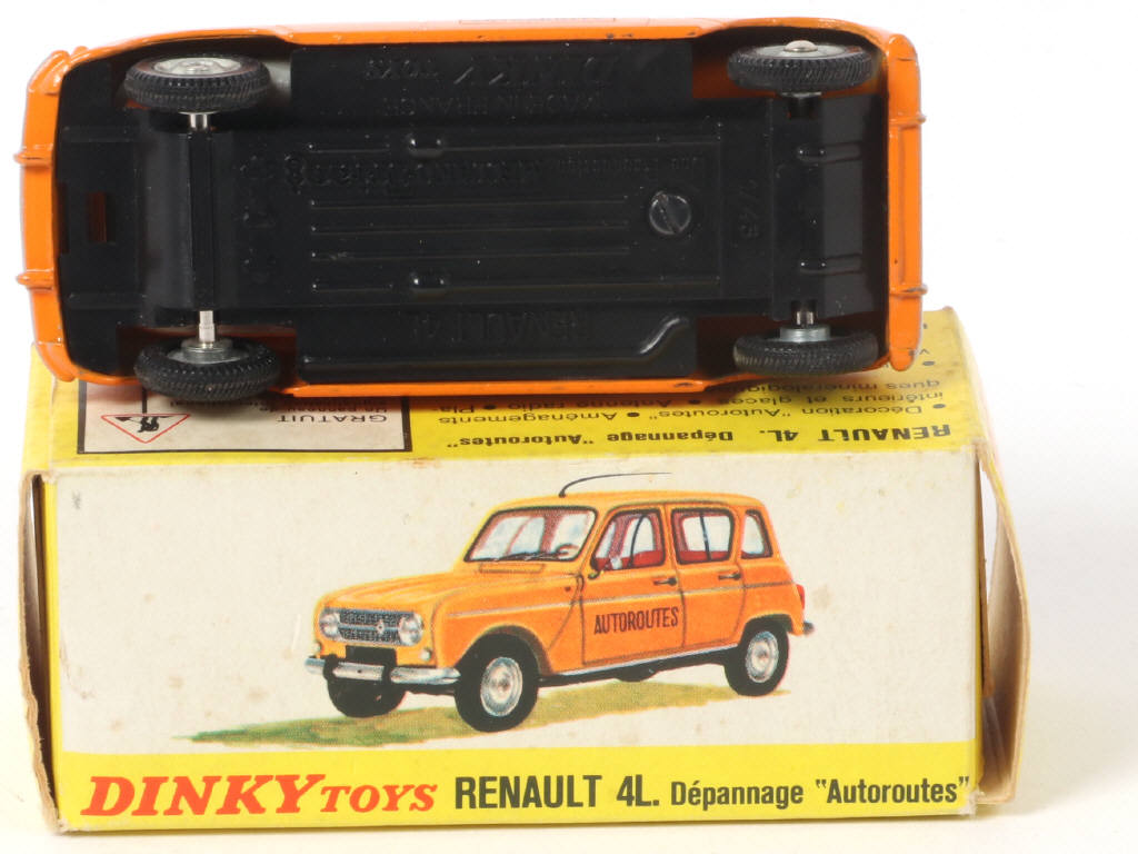 Lot 281 - DINKY TOYS (FRANCE) (1)