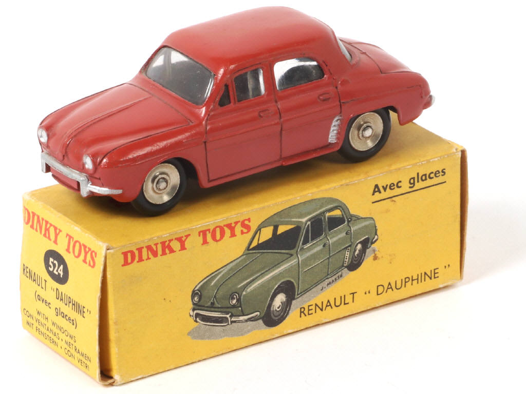 Lot 258 - DINKY TOYS (FRANCE) (1)