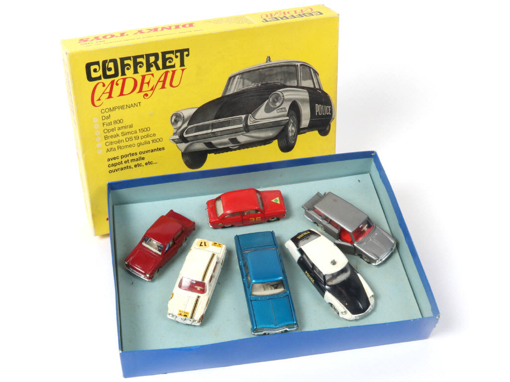 Lot 290 - DINKY TOYS (FRANCE) (7)