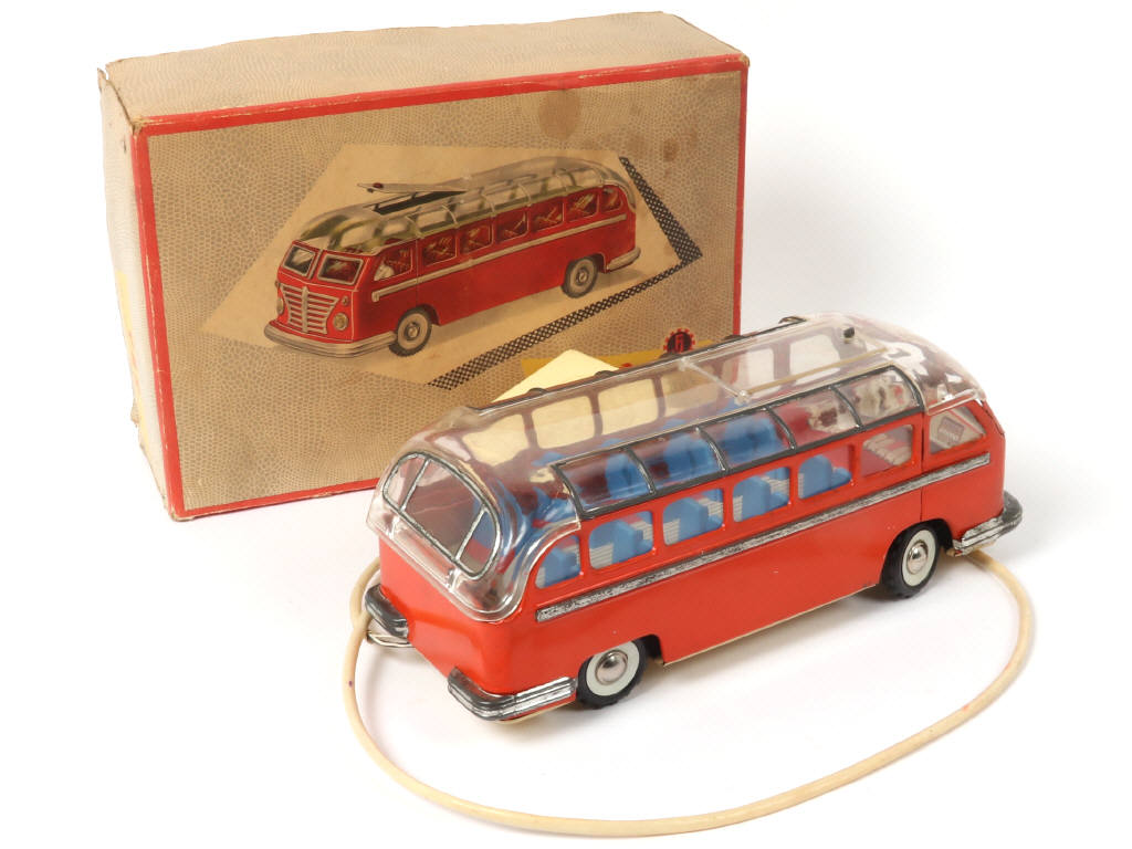 Lot 135 - FRANCE JOUETS (FRANCE) (1)