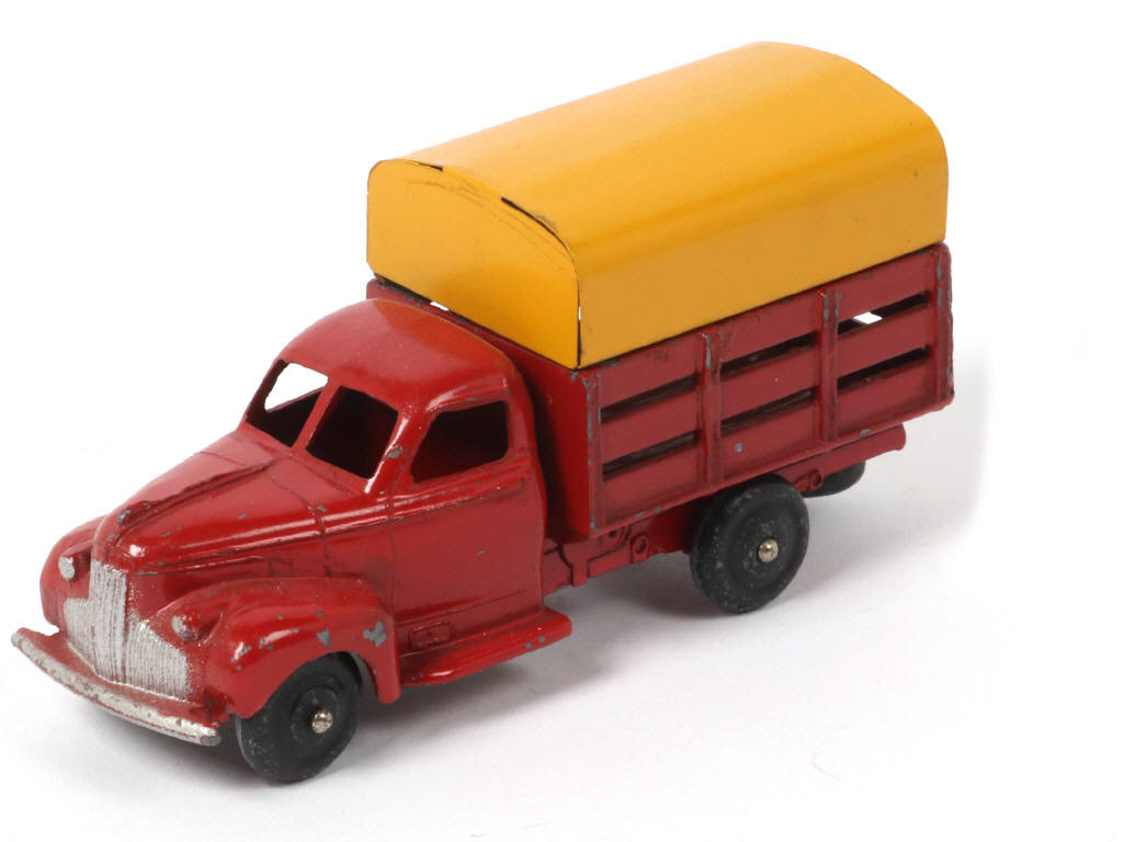 Lot 312 - DINKY TOYS (FRANCE) (1)