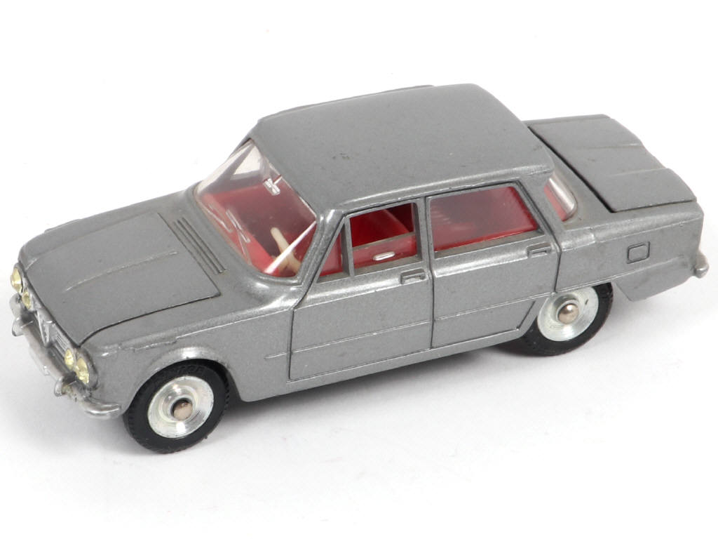 Lot 397 - DINKY TOYS (FRANCE) (1)