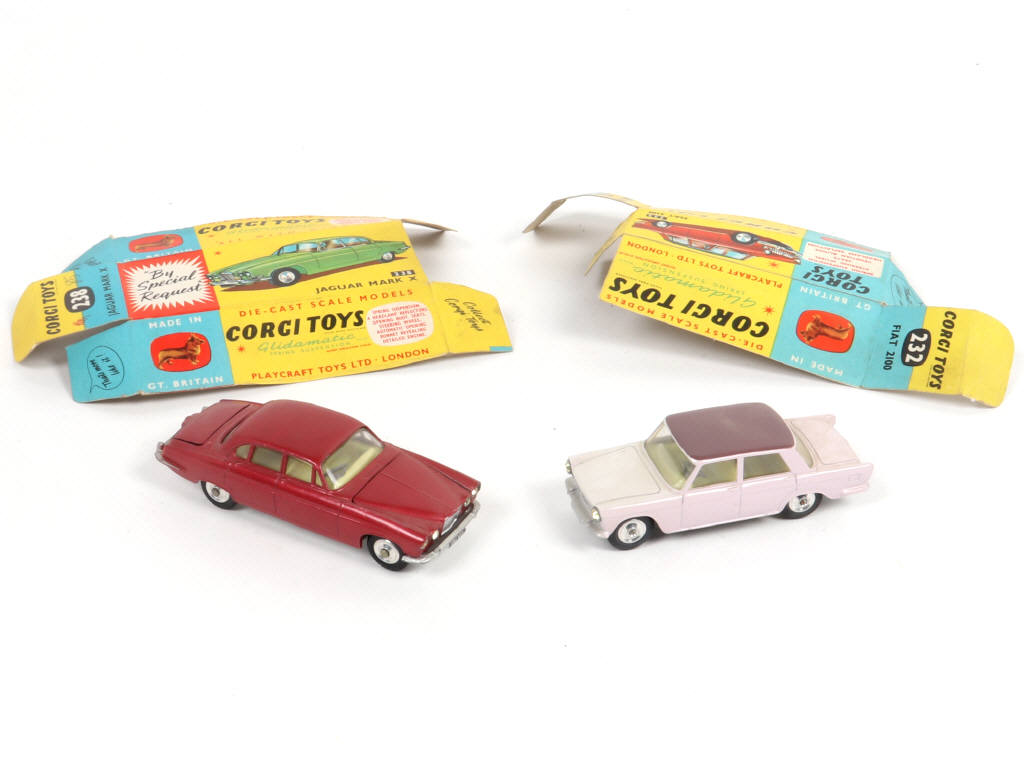 Lot 232 - CORGI TOYS (GB) (2)