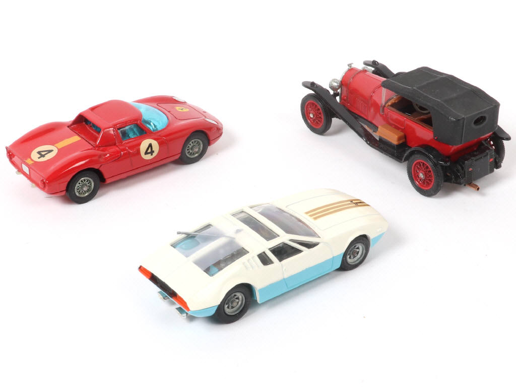 Lot 242 - CORGI TOYS (GB) (3)