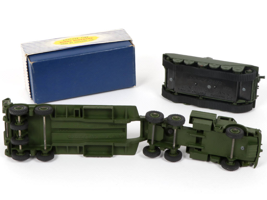Lot 337 - DINKY TOYS (GB) (1)