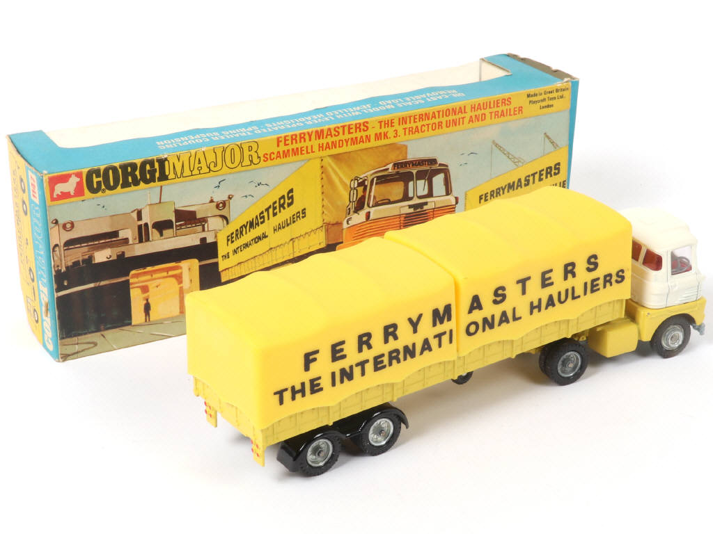 Lot 221 - CORGI TOYS (GB) (1)