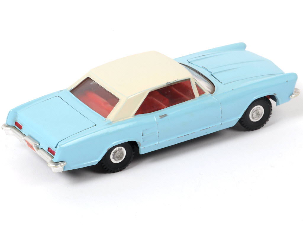 Lot 330 - DINKY TOYS (GB) (1)