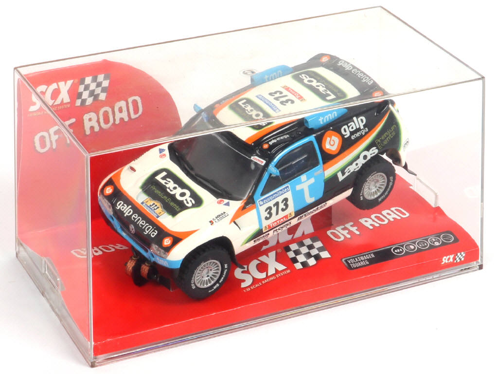 Lot 21 - SCALEXTRIC (FRANCE) (1)