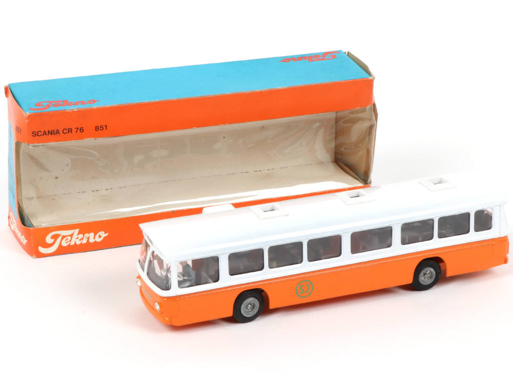 Lot 122 - TEKNO (DANEMARK) (1)