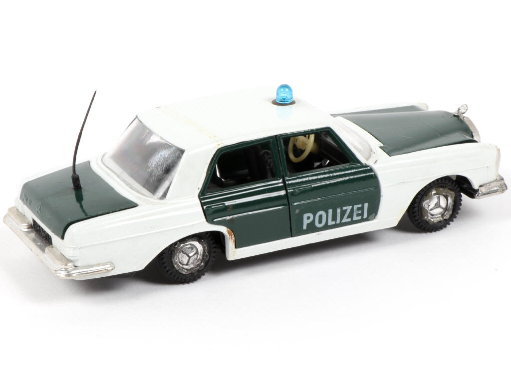 Lot 121 - SABLON (BELGIQUE) (1)