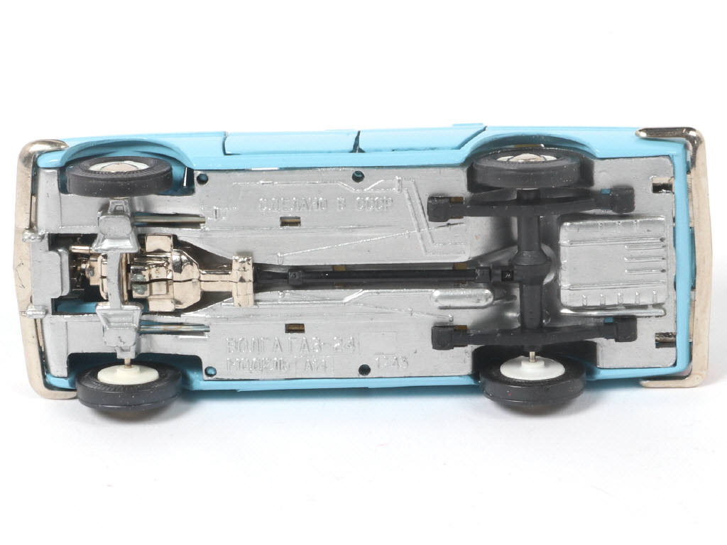 Lot 145 - NOVOEXPORT (URSS) (1)