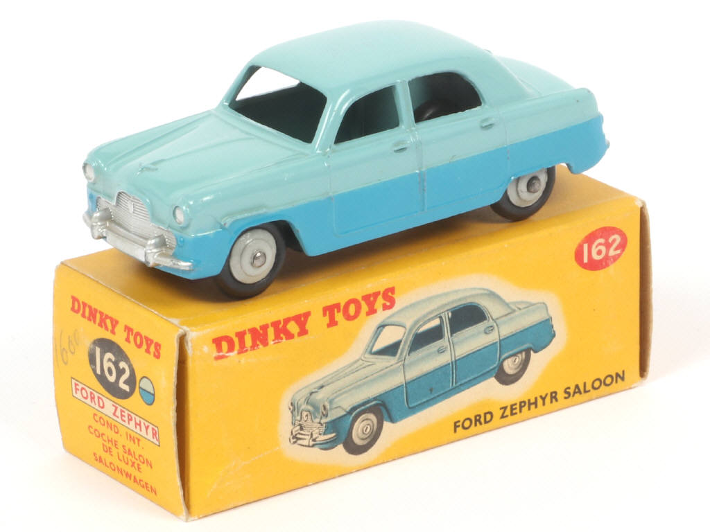 Lot 266 - DINKY TOYS (GB) (1)
