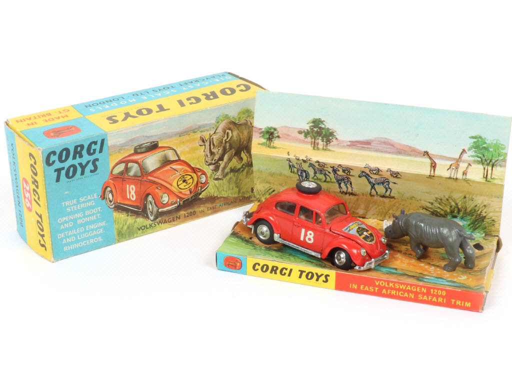 Lot 166 - CORGI TOYS (GB) (1)