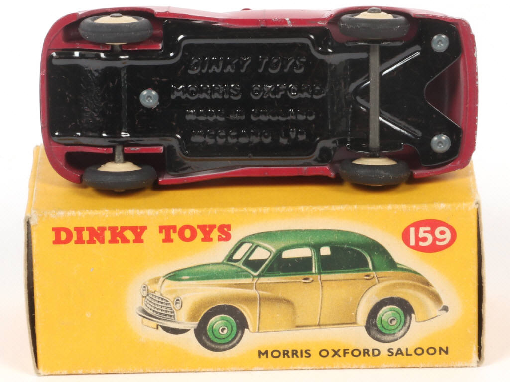 Lot 264 - DINKY TOYS (GB) (1)