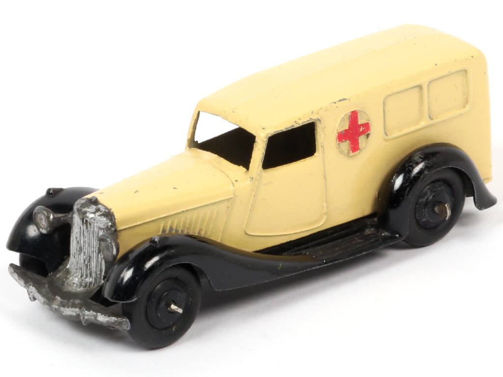 Lot 245 - DINKY TOYS (GB) (1)